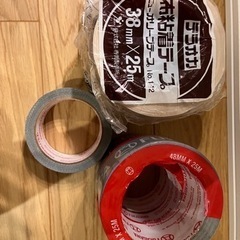 （取引完了）ガムテープ　など　未使用品とおまけ１つの画像