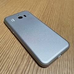 美品Softbank シンプルスマホ4 704SH シャンパンシルバー SHARPの画像