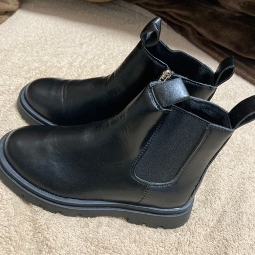 値下げしました‼️新品未使用　子供用ブーツ