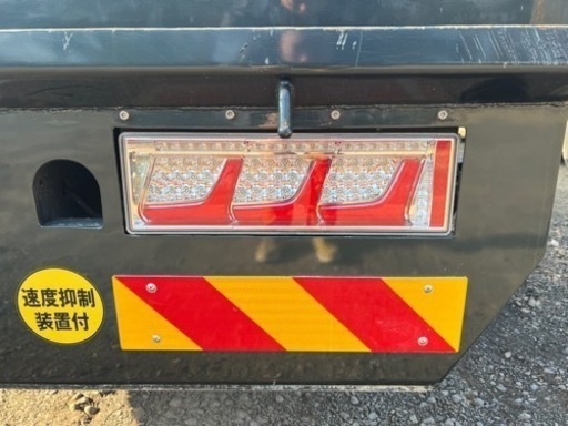 三菱ふそう　コイトシーケンシャル　テール