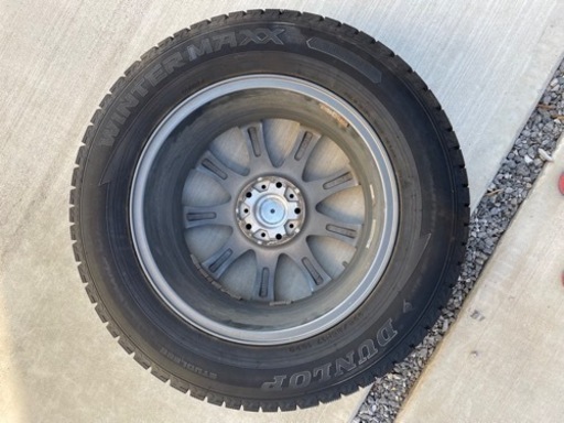 ダンロップ　スタッドレスタイヤ　225/65R17  102Q