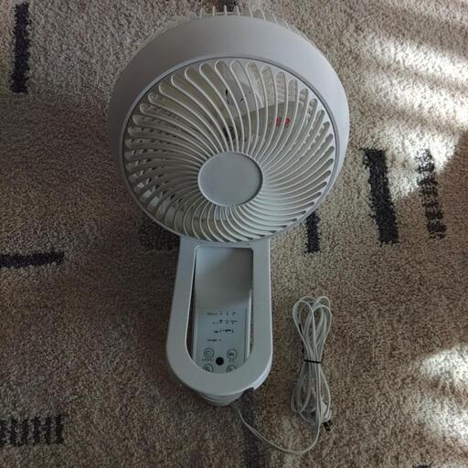壁掛けサーキュレーター