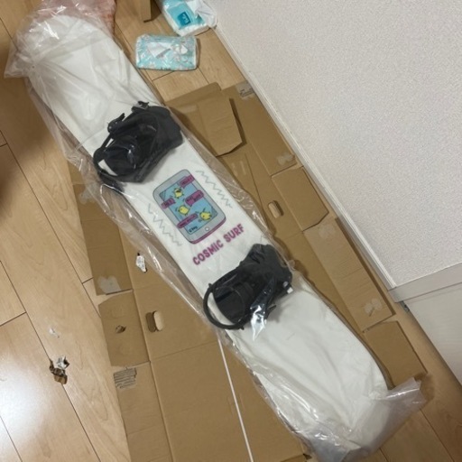 (新品)スノーボードとビンディングお売りします
