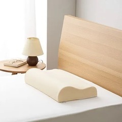 【新品/未使用】トゥルースリーパー ネックフィット ピロー　50%OFFの画像