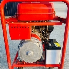 発電機　セル付き　三相200V 単相100/200V 新ダイワの画像