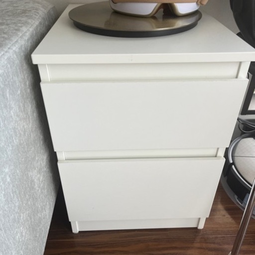 【1/20迄に受け取り完了希望】 IKEA 棚　サイドテーブル
