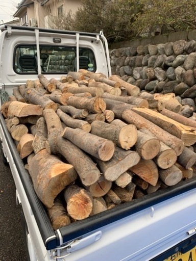 薪 広葉樹 乾燥済み けやき ナラなど 軽トラック満載