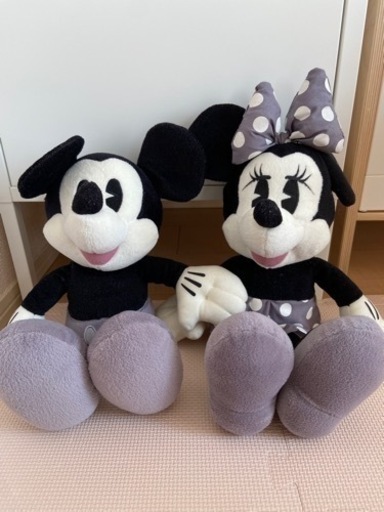 グレーのミッキーミニーセット ぬいぐるみ