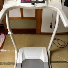 ランニングマシーン（差し上げる方決まりました！）の画像