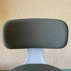 ヴィトラ Vitra  ルーキータスクチェアほぼ新品　 コンスタンチン・グルチッチの画像
