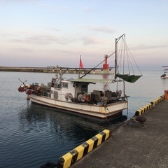能登町　鉄骨3階建倉庫　賃貸　別荘として　約90坪　建物合計500m2の画像