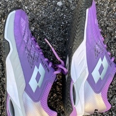 テニスシューズの画像