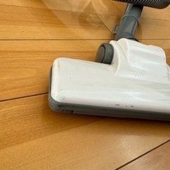 アイリスオーヤマ　掃除機　コード式の画像