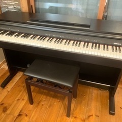電子ピアノ 椅子付き　Roland RP30 88鍵盤　中古美品