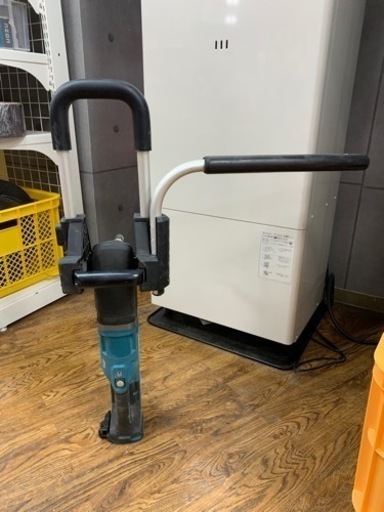 充電式アースオーガ　MAKITA  DG001G  1024000006038