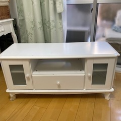 テレビ台の画像