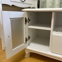 テレビ台の画像