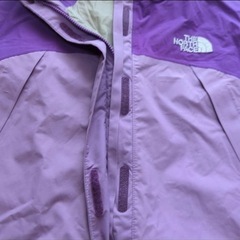 North Face ノースフェイス紫Ｍ(期間限定価格)の画像