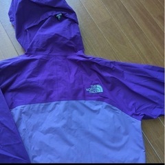 North Face ノースフェイス紫Ｍ(期間限定価格)の画像
