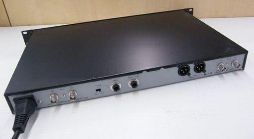 TOA ダイバシティ ワイヤレス チューナー WT-1822 スタジオ機材 プロ用