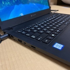 8世代i5 東芝 ダイナブック 13.6インチの画像