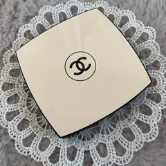 【受け渡し予定】【アイシャドウ】CHANELベージュ パレット