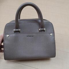 【値下げ】美品FURLA ハンドバッグ