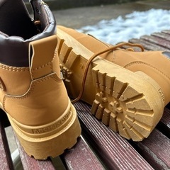 【受渡し決定済】ティンバーランド風ブーツの画像