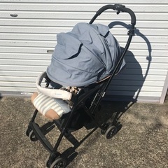 ベビーカー　Combi コンビ　メチャカルハンディEGの画像