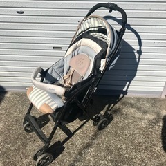 ベビーカー　Combi コンビ　メチャカルハンディEG