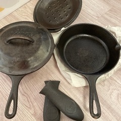 【受け渡し予定者決定】LODGE ダッチオーブン蓋つき2個セット＋取手カバーの画像