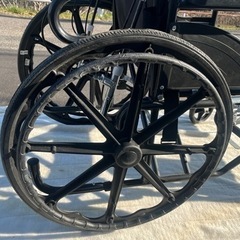 極上の車椅子ノーパンク車輪の画像