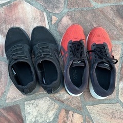 ASICS SKECHERS スニーカー