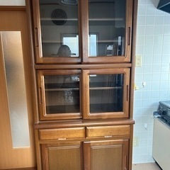 食器棚　(お受取り先が決まりました)の画像