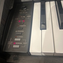 CASIO 電子ピアノの画像