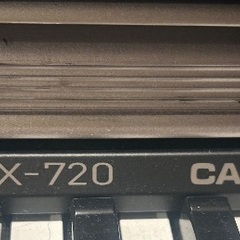 CASIO 電子ピアノの画像