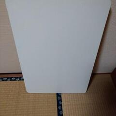 折りたたみ簡易テーブル