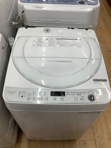 SHARPの２１年製全自動洗濯機です。