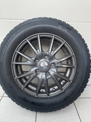 195\65R15スタッドレスタイヤ