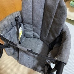 テーブル用ベビーチェアあげます。の画像