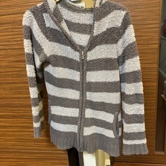 ジーユー　ＧＵストライプモコモコ　パーカー
