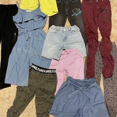 140　女の子用　半袖　長袖　ズボン　スカート　ショートパンツ　ワンピース　まとめて色々の画像