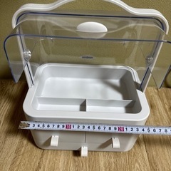 化粧水品入れ　開封のみ　新品の画像