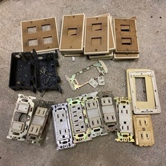 コンセント　& スイッチ
