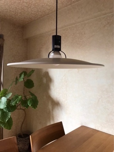 YAMAGIWAのダイニングペンライト