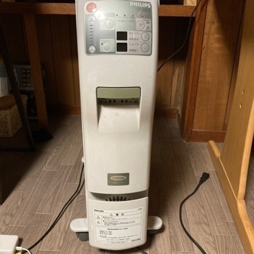 PHILIPSオイルヒーター　4,000円　動作確認済み