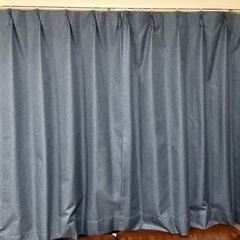 早い者勝ち　ドレープカーテン4枚と同柄タッセル4つセットの画像