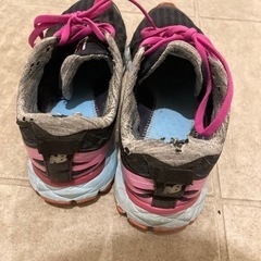 【2/18迄で処分予定】ニューバランス　fantom fitの画像