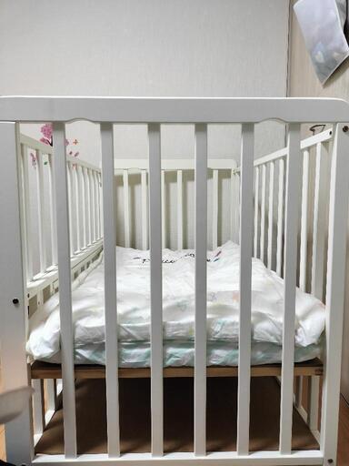 ベビーベッド　レギュラーサイズ