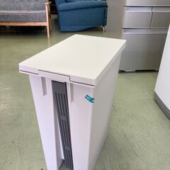 【リサイクルショップ　ピカソ　小松原】20L 消臭スリム 小型ペダルペール ふた付ゴミ箱 オフホワイト★3252★の画像